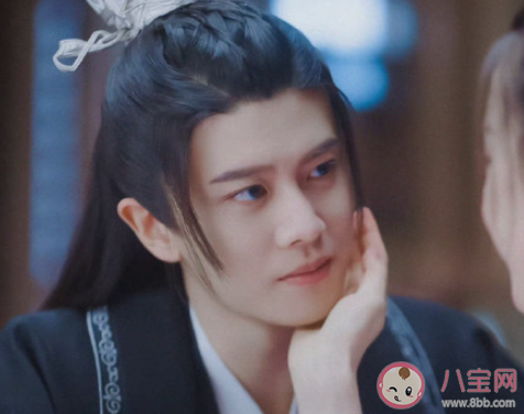 《与君初相识》长意回大海了吗 长意跌落悬崖后发生了什么