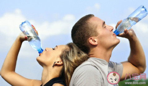 日常不能乱喝水 如何科学喝水 日常不能乱喝水 如何科学喝水