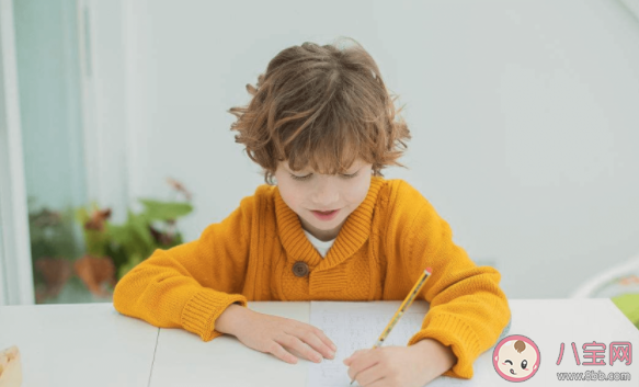 小朋友习惯用左手写字有必要强行纠正为右手吗 蚂蚁庄园2月26日正确答案