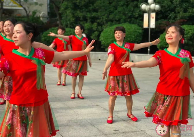 蚂蚁庄园跳广场舞锻炼时间是越长越好吗 跳广场舞要注意什么