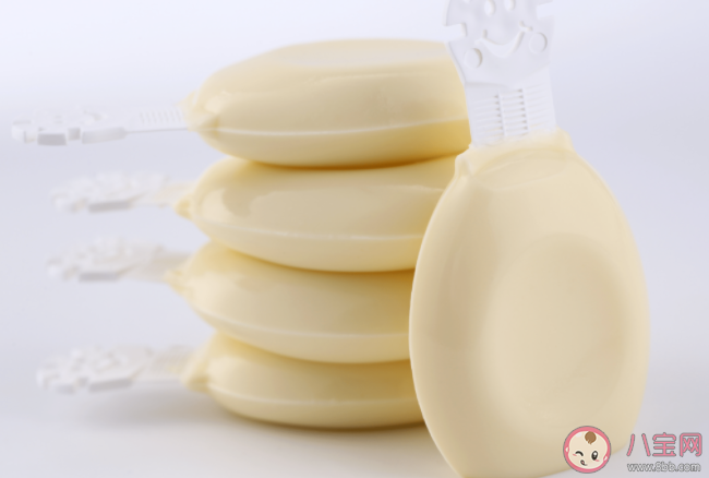 奶酪棒和奶酪有什么不一样 奶酪棒是不是智商税 奶酪棒和奶酪有什么不一样 奶酪棒是不是智商税