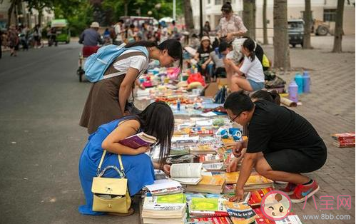 地摊经济是什么意思什么梗 地摊经济为什么火了 地摊经济是什么意思什么梗 地摊经济为什么火了