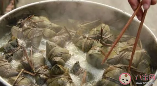 包粽子的方法有什么  粽子应该怎么包