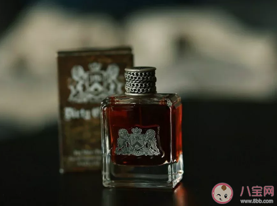 橘滋脏话香水有专柜吗  脏话香水像什么味道