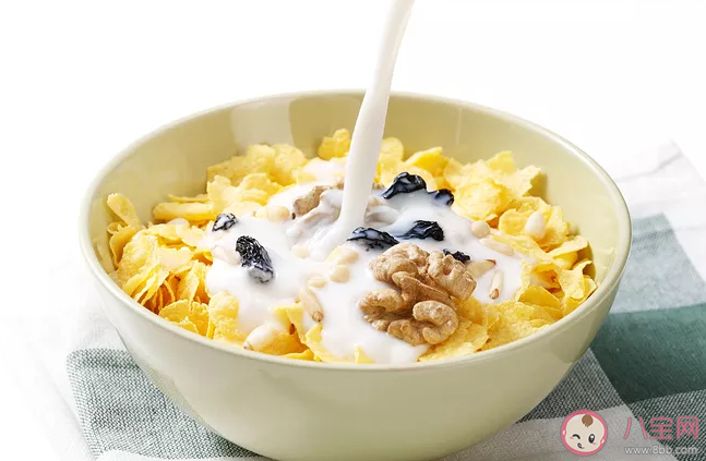 怎么给宝宝家人挑选燕麦 宝宝吃燕麦有什么好处