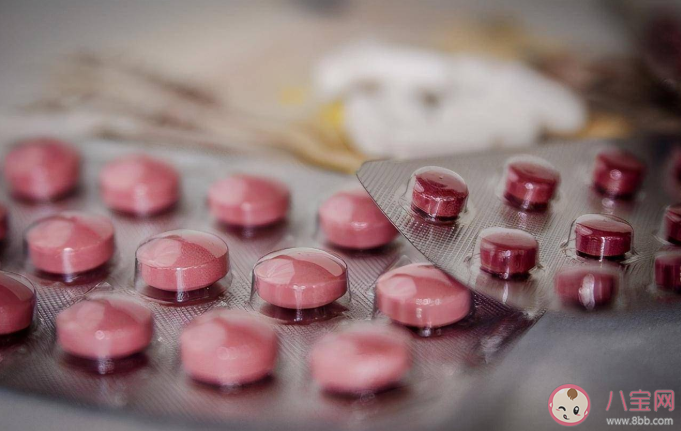 家里的药过期了还没吃完能直接扔吗 过期药品怎么处理