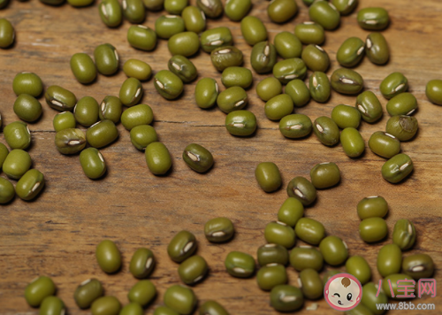 尿酸偏高的女性可以吃绿豆吗 绿豆的嘌呤含量高不高