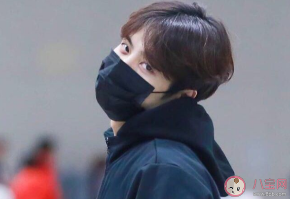 明星一年四季戴口罩都不热吗 夏天怎样戴口罩不热