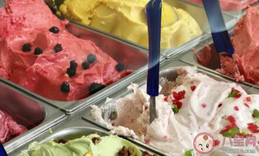 宝宝3岁以下能吃冰淇淋吗 宝宝吃冰淇淋怎么选择 宝宝3岁以下能吃冰淇淋吗 宝宝吃冰淇淋怎么选择