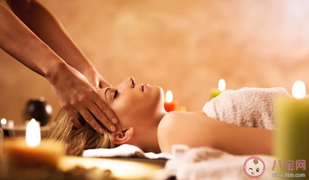 精油可以直接涂在脸上吗 精油直接涂在脸上睡觉可以吗