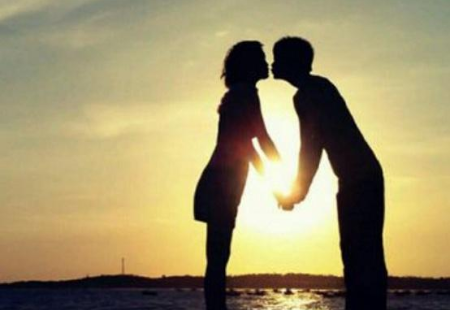 偷偷喜欢一个人到什么程度 偷偷喜欢一个人是什么样子