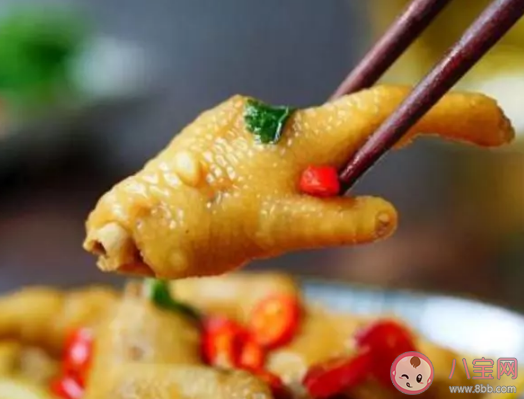 柠檬鸡爪的鸡爪是要新鲜的吗 柠檬鸡爪买新鲜的鸡爪还是冰冻的