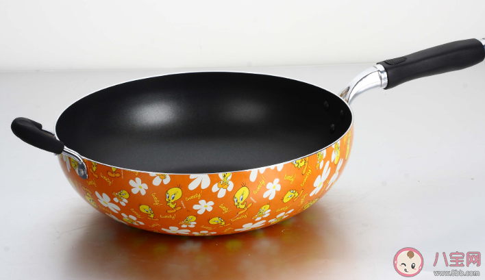 新买的不粘锅需要开锅吗 不粘锅涂层掉漆需要换新锅吗