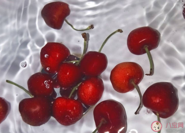 喜欢静静地听歌说说句子 关于喜欢静静地听歌的朋友圈