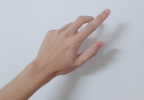 别人的手和我的手是什么梗 别人的手和我的手晒图比较