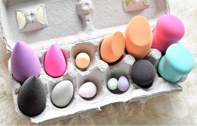 美妆蛋吸水用好还是干用好 美妆蛋有什么功能