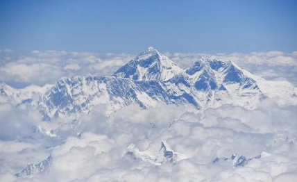 飞机上拍的最美照片朋友圈 坐飞机朋友圈说说带图片