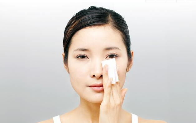 白醋洗脸有美白的效果吗 白醋洗脸不适合什么肤质