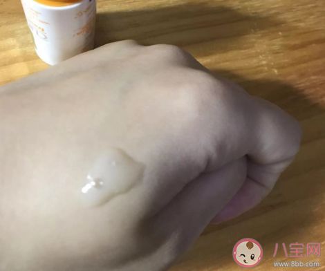 倩碧维c安瓶精华要怎么用 倩碧维c安瓶精华使用方法