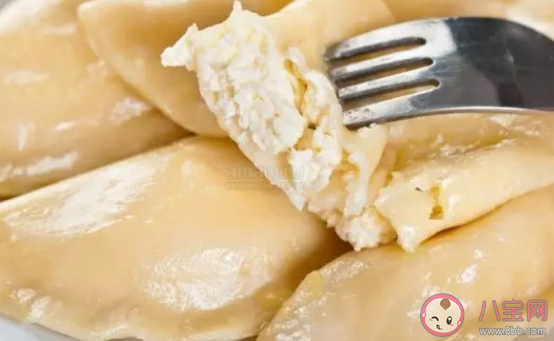 俄罗斯草莓饺子是什么味道的 俄罗斯饺子和中国饺子有什么不同 俄罗斯草莓饺子是什么味道的 俄罗斯饺子和中国饺子有什么不同