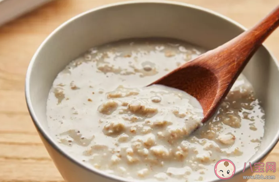 燕麦的热量很高为什么还能减肥 吃燕麦片的禁忌有哪些 燕麦的热量很高为什么还能减肥 吃燕麦片的禁忌有哪些