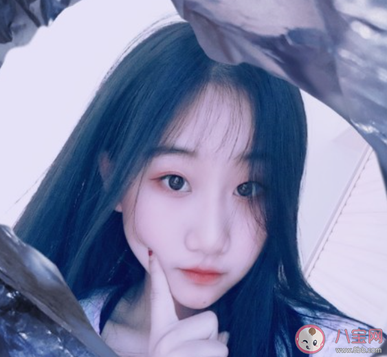 女生脑子里到底装的是啥 女生每天都在想什么 女生脑子里到底装的是啥 女生每天都在想什么