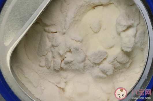 奶粉开罐1个月后有哪些变化 开罐1个月内要喝完的原因