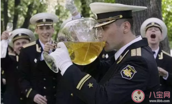 抖音欧清辣哨什么意思 欧清辣哨俄语是什么意思