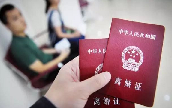 男子一年内结婚离婚23次是真的吗 男子一年内结婚离婚23是怎么回事 男子一年内结婚离婚23次是真的吗 男子一年内结婚离婚23是怎么回事