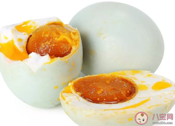 端午节吃咸鸭蛋有什么寓意 关于端午节吃咸鸭蛋的由来