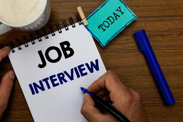 面试中有哪些令人尴尬的经历 现实的你和面试的你有什么区别