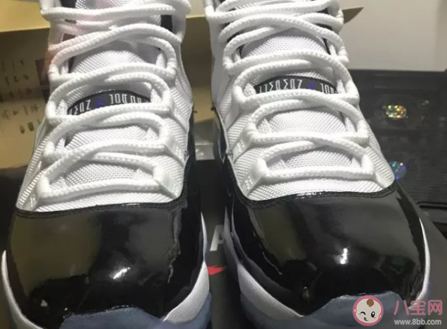 AJ有异味怎么刷 可以用酒精擦吗 AJ有异味怎么刷 可以用酒精擦吗