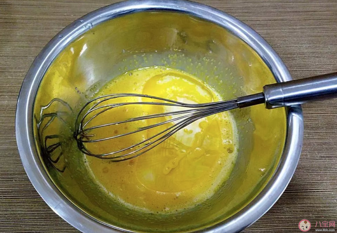 电饭煲蛋糕有腥味怎么办 电饭煲蛋糕总是跳保温怎么回事