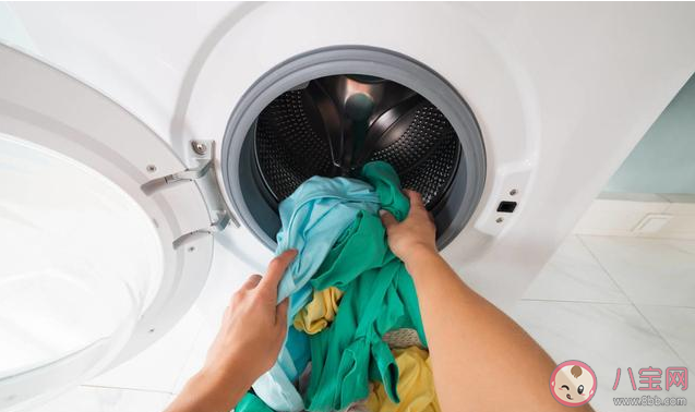洗衣机洗内衣内裤卫生吗 手洗和机洗哪个更干净 洗衣机洗内衣内裤卫生吗 手洗和机洗哪个更干净
