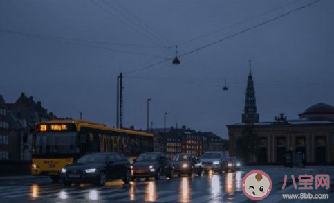 生活中突然崩溃的经历有哪些 生活中突然崩溃的瞬间