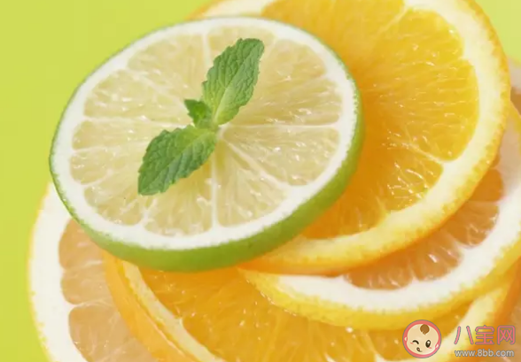 孕妇在夏天能喝柠檬水吗 孕妇喝柠檬水对宝宝有影响吗
