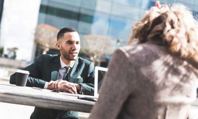 面试中有哪些令人尴尬的经历 现实的你和面试的你有什么区别