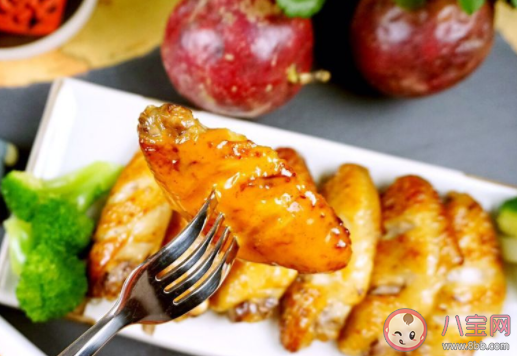 怎样煎鸡翅不粘锅不掉皮 不粘锅做可乐鸡翅会毁锅吗 怎样煎鸡翅不粘锅不掉皮 不粘锅做可乐鸡翅会毁锅吗