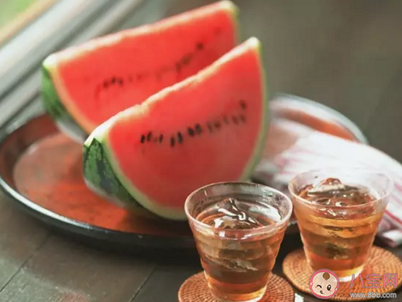 夏天西瓜吃多了会多身体有影响吗  西瓜吃多了会胖吗
