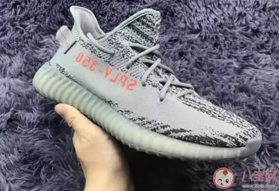 新买的球鞋直接上脚有问题吗 新买的球鞋要不要清洗后再穿 新买的球鞋直接上脚有问题吗 新买的球鞋要不要清洗后再穿