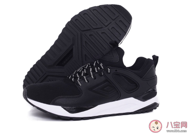 普通运动鞋和专业跑步鞋有什么区别 运动选什么鞋好