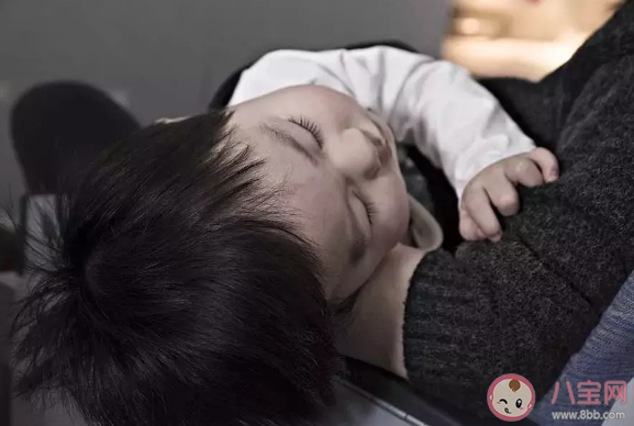 给孩子喝什么水好 什么样的水是宝宝应该喝的水