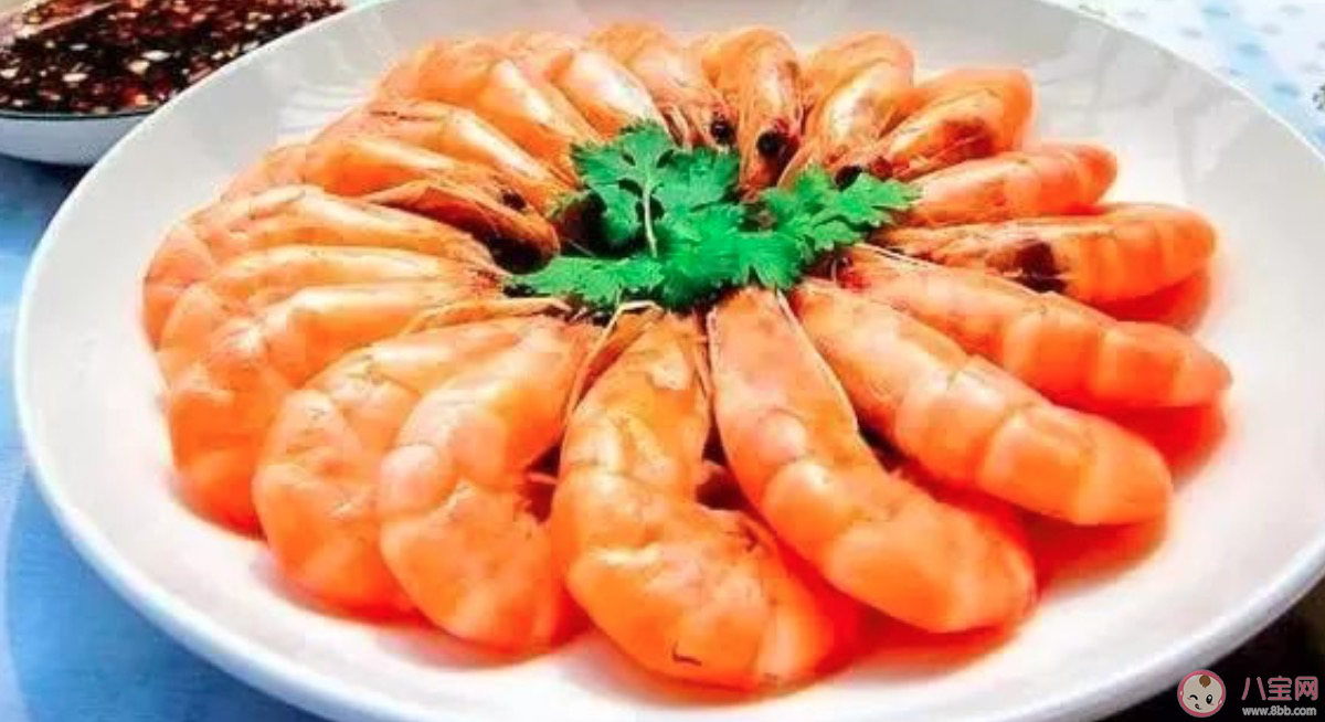 吃虾要不要去虾头 吃虾去虾头好吗 吃虾要不要去虾头 吃虾去虾头好吗