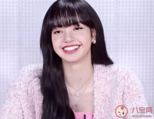 人间芭比是什么意思,为什么lisa被称为人间芭比