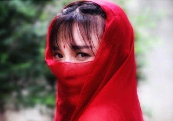 微博热搜李子柒是谁 李子柒为什么突然火了