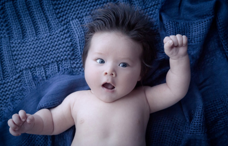 父母如何平衡二胎之间的爱 二胎家庭可以做到不偏心吗 父母如何平衡二胎之间的爱 二胎家庭可以做到不偏心吗