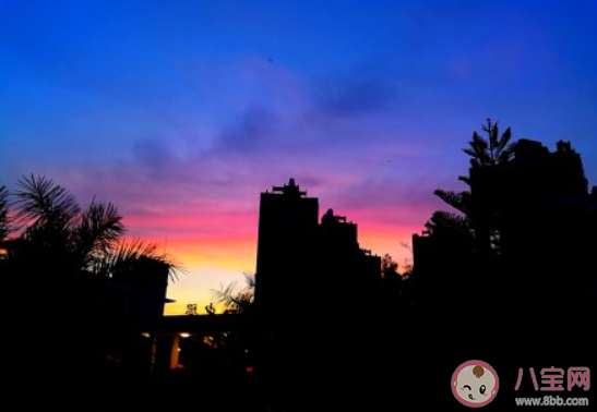 2020朋友圈晒晚霞照片的唯美说说 描写晚霞的图片文案句子大全