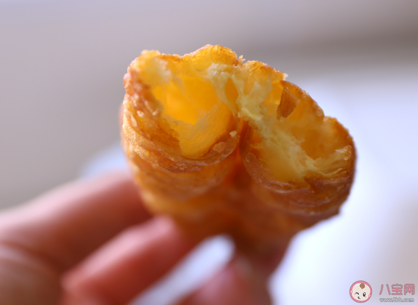 自己炸油条的心情说说 自己炸油条说说朋友圈