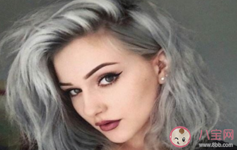 自己染发后冲洗可以用洗发水吗 染完发洗头用洗发水吗