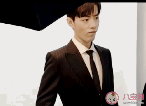 肖战三三四是什么意思 肖战三三四梗表情包图片分享